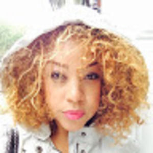 Meet your Posher, Ambra